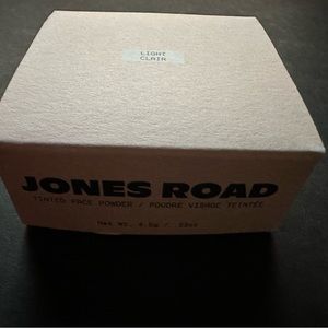 Brand new Jones Road tinted face powder Light